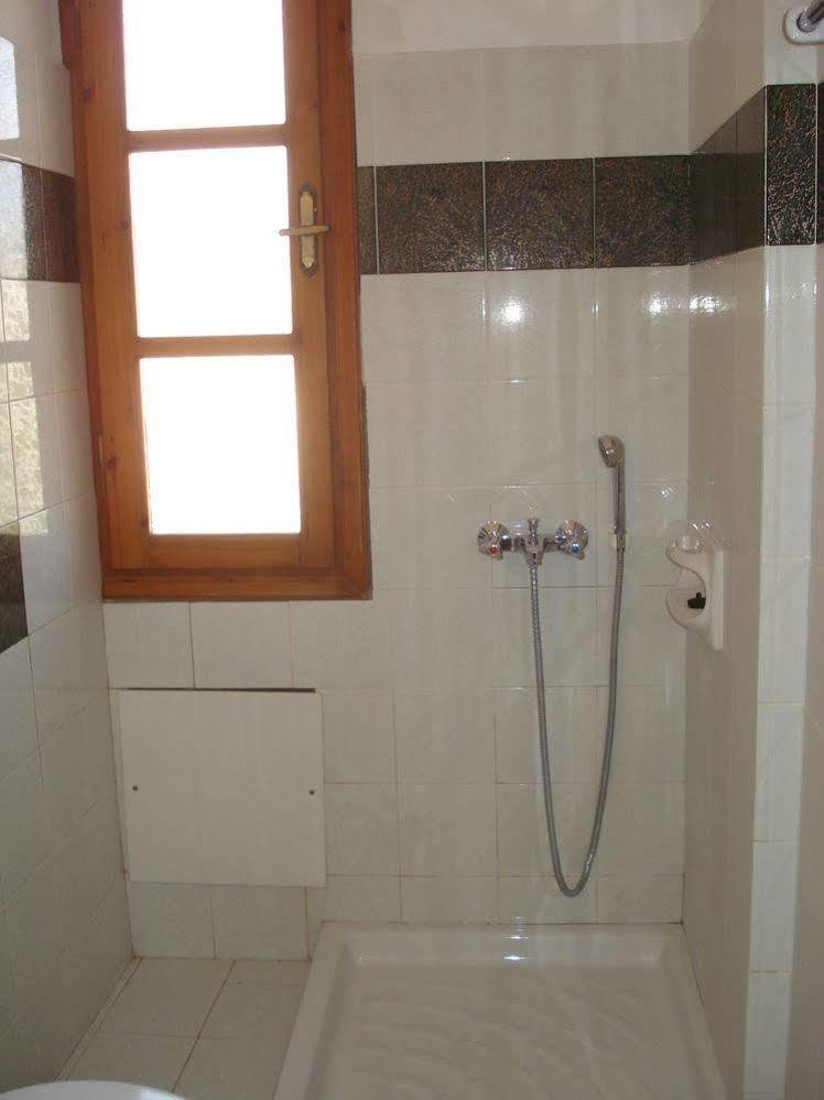 Philoxenia Rooms Сития Екстериор снимка
